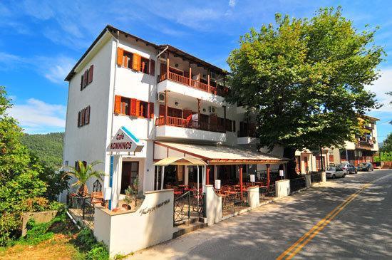 Komninos Rooms Panagia  Luaran gambar